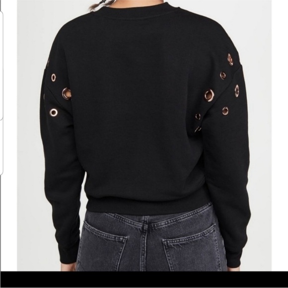 Good American grommet sweater size 0 or XS slightly cropped but hangs at waist - Picture 2 of 6